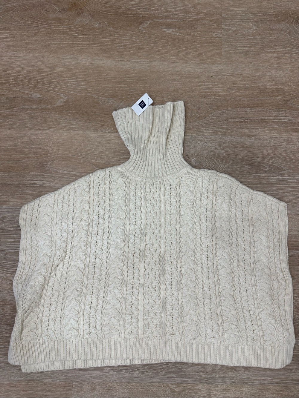 NWT GAP Kids Cable Knit Turtleneck Poncho Sweater Ivory Size L 10 140 cm Wool